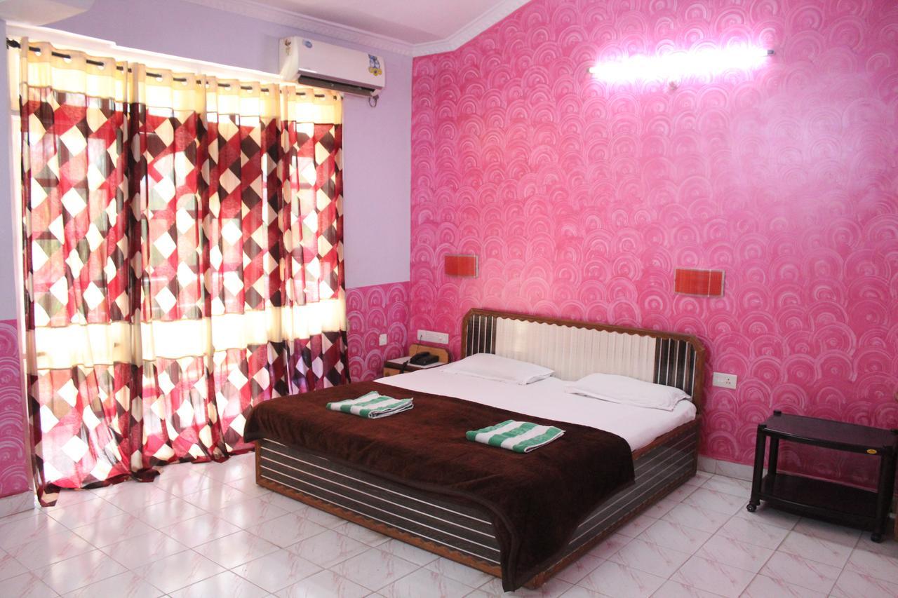 Hotel Natasha Panaji Dış mekan fotoğraf