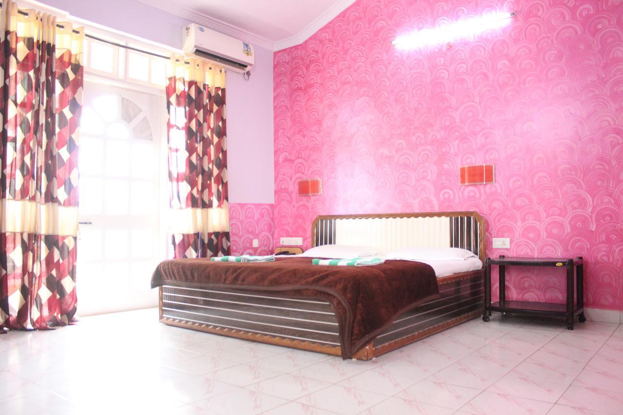 Hotel Natasha Panaji Dış mekan fotoğraf